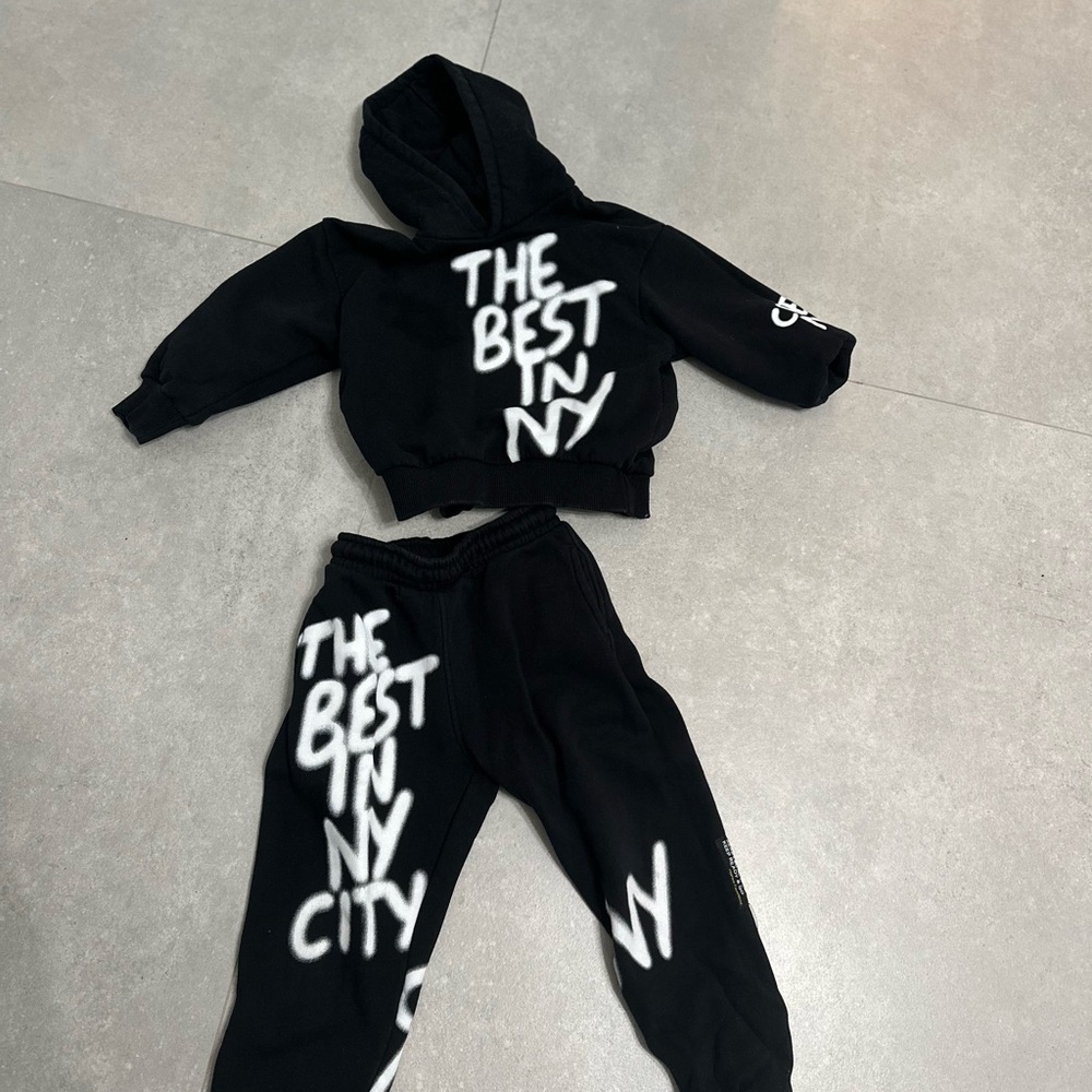 Zara Black and White Sweatpants & Joggers Matching Set
